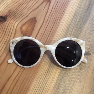 Illesteva Palm Beach Sunglasses